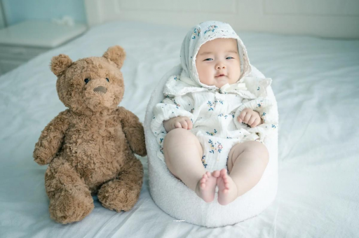 平阳宝宝吃不饱母乳的症状